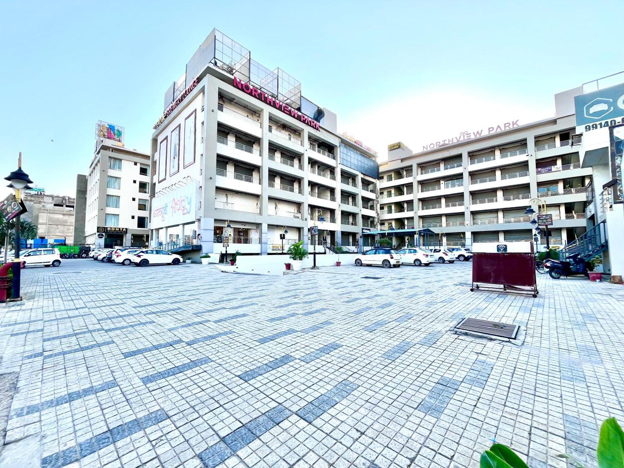 Hotel Northview Park By Lycoris !! Top Rated & Most Awarded Property In Tricity Zirakpur Exterior photo