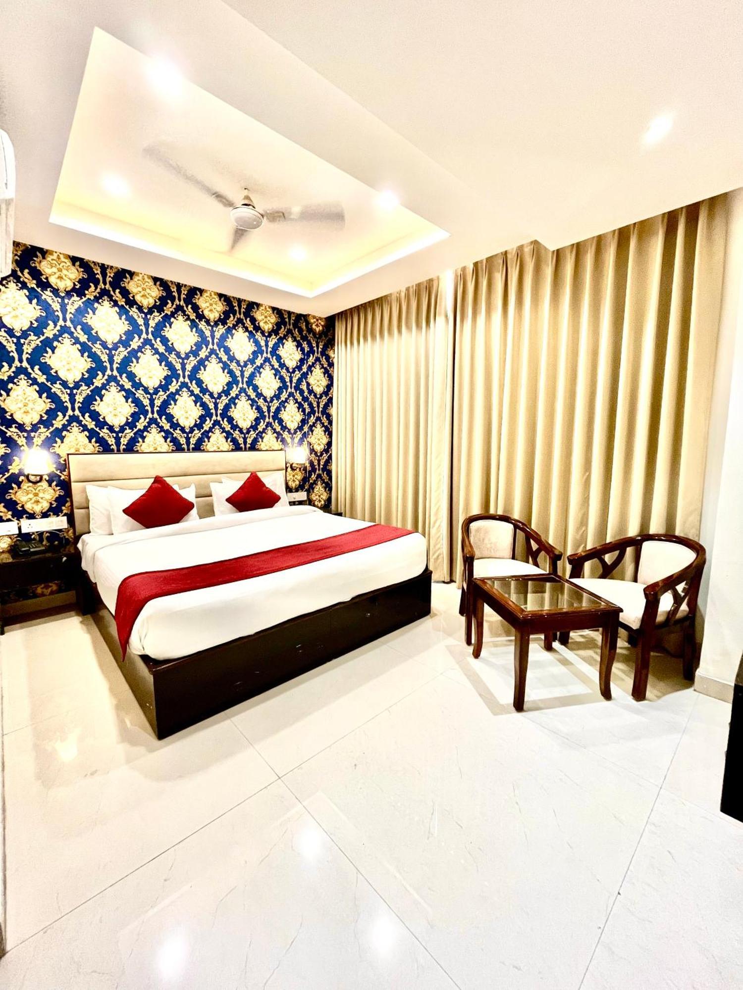 Hotel Northview Park By Lycoris !! Top Rated & Most Awarded Property In Tricity Zirakpur Exterior photo