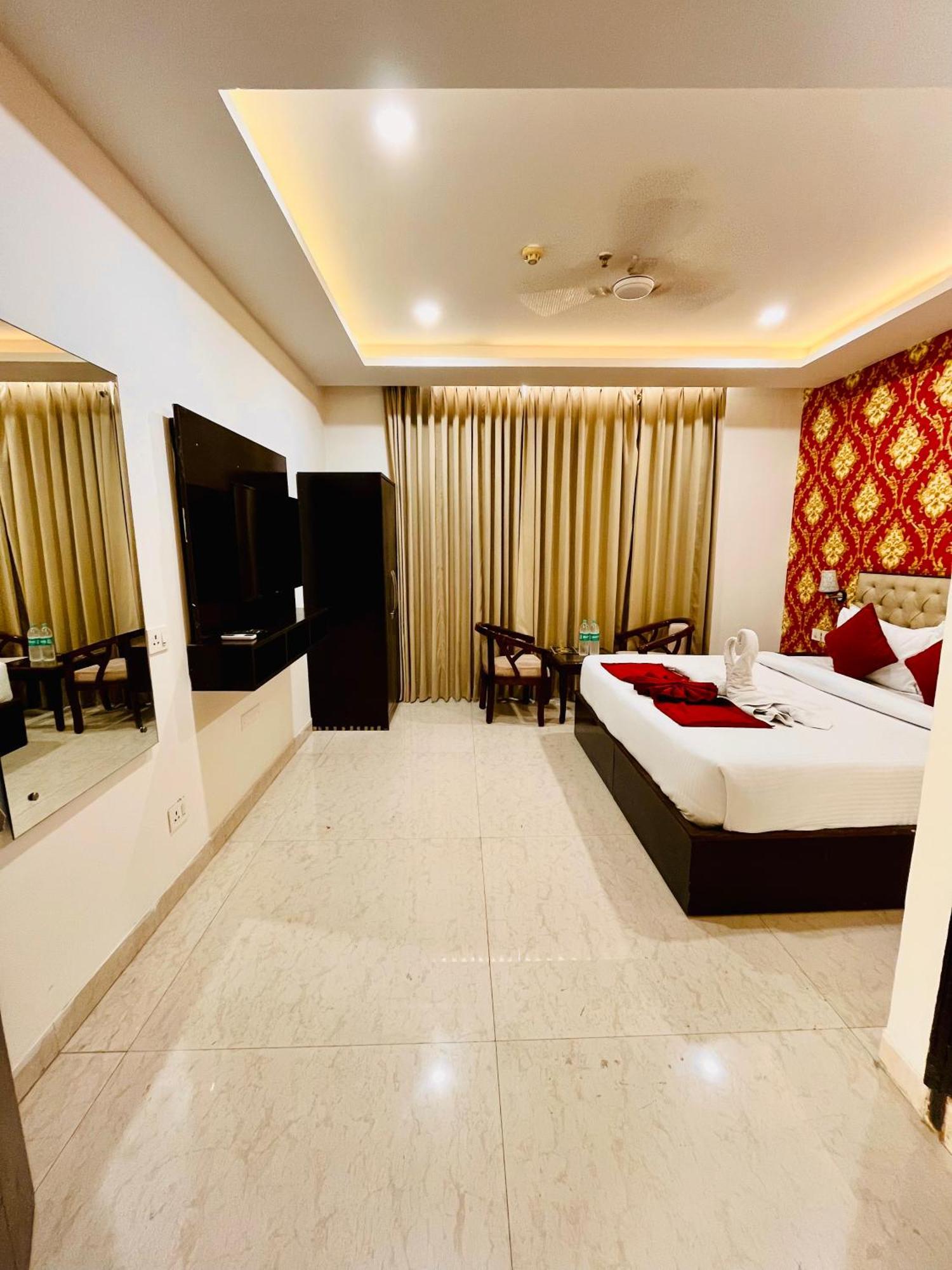 Hotel Northview Park By Lycoris !! Top Rated & Most Awarded Property In Tricity Zirakpur Exterior photo