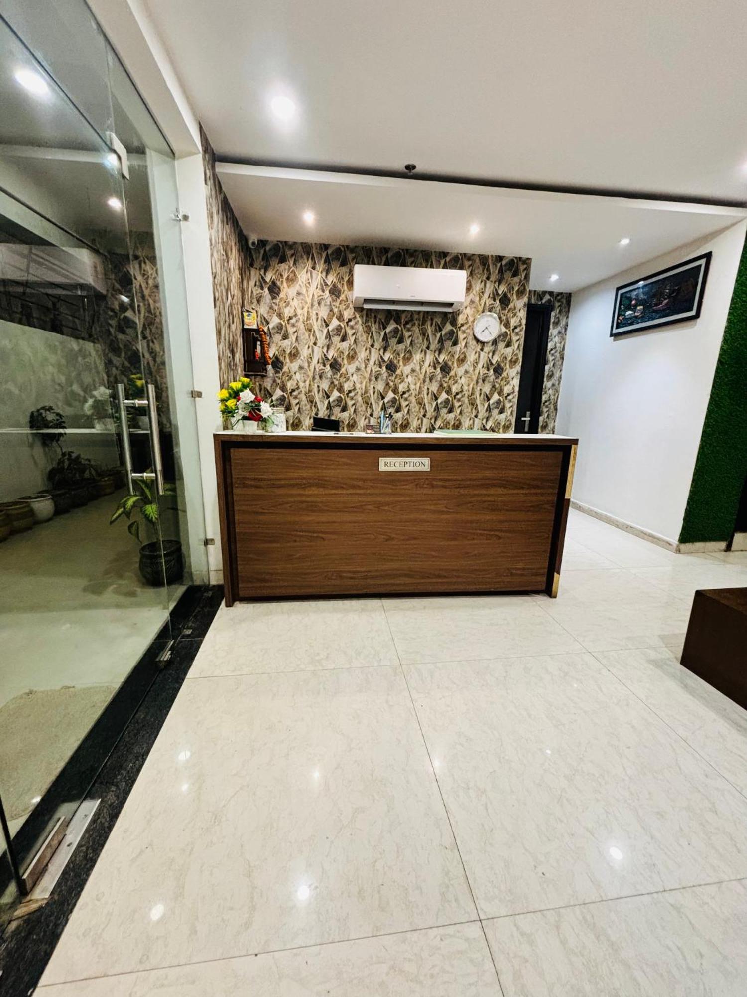 Hotel Northview Park By Lycoris !! Top Rated & Most Awarded Property In Tricity Zirakpur Exterior photo