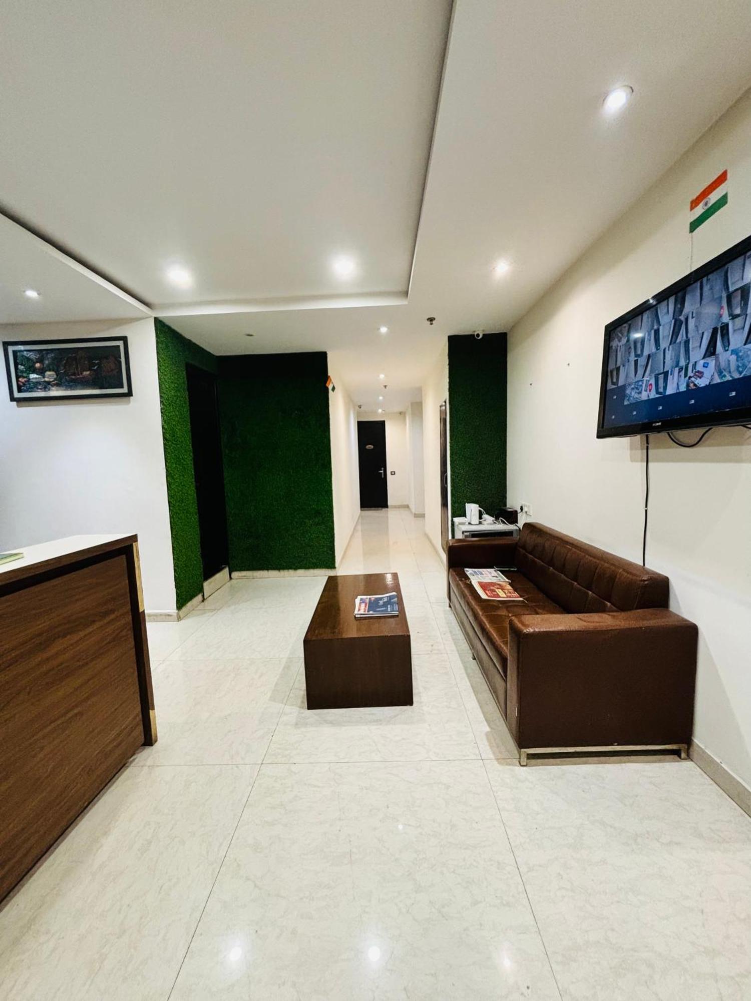 Hotel Northview Park By Lycoris !! Top Rated & Most Awarded Property In Tricity Zirakpur Exterior photo